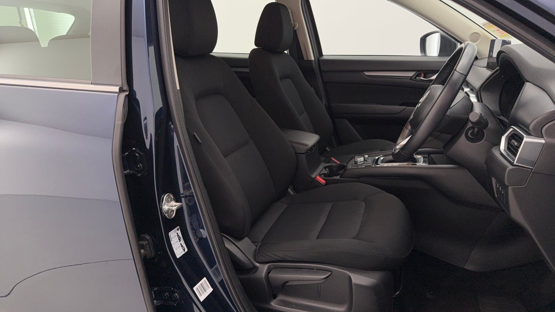 2024 Mazda CX-5 G20 Maxx (FWD), Automatic, 31063 km, Right Side Front Door Cabin View