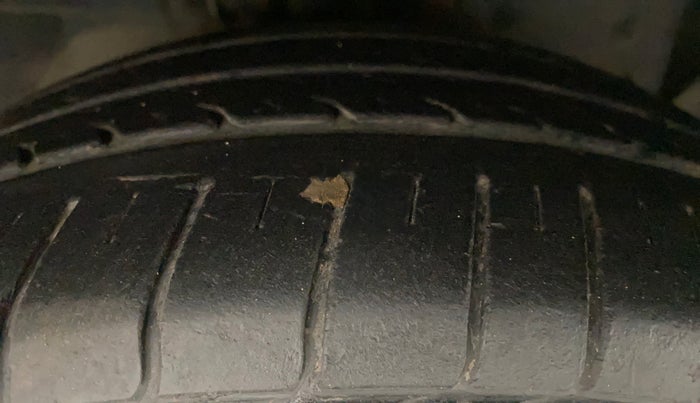 2018 Ford FREESTYLE TITANIUM PLUS 1.2 PETROL, Petrol, Manual, 52,626 km, Right Front Tyre Tread