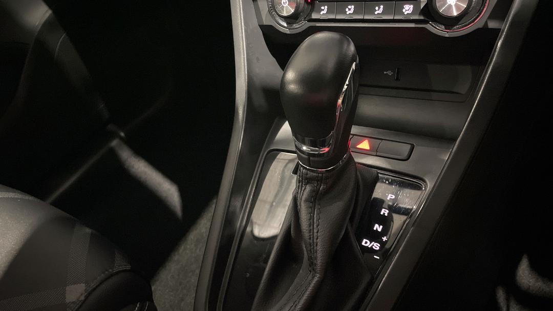 2023 MG Mg3 Auto Excite (with Navigation), Automatic, 12097 km, Gear Lever 