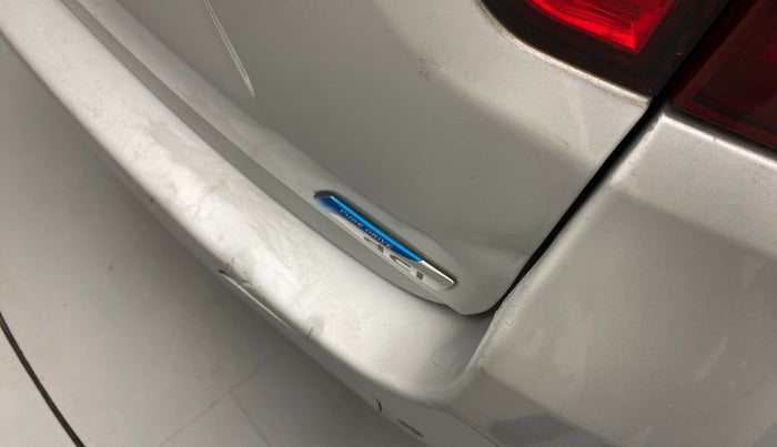 2017 Nissan Terrano XL D PLUS, Diesel, Manual, 91,406 km, Dicky (Boot door) - Slightly dented