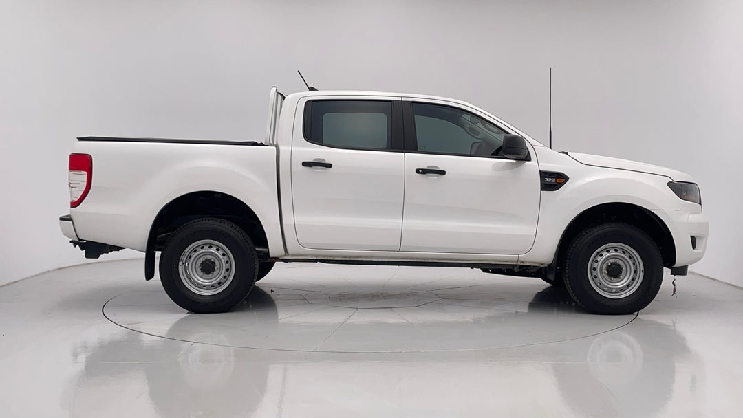 2021 Ford Ranger Xl 3.2 (4x4), Automatic, 97392 km, Right Side View