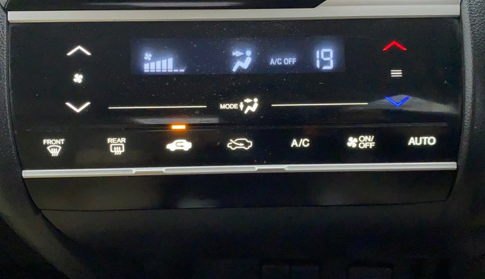 2017 Honda Jazz 1.2 V AT, Petrol, Automatic, 13,755 km, Automatic Climate Control