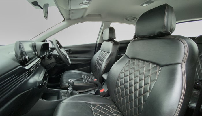 2022 Hyundai NEW I20 SPORTZ 1.5 MT, Diesel, Manual, 7,027 km, Right Side Front Door Cabin