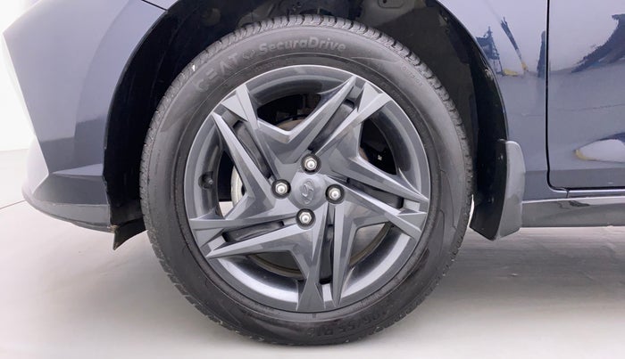 2022 Hyundai NEW I20 SPORTZ 1.5 MT, Diesel, Manual, 7,027 km, Left Front Wheel
