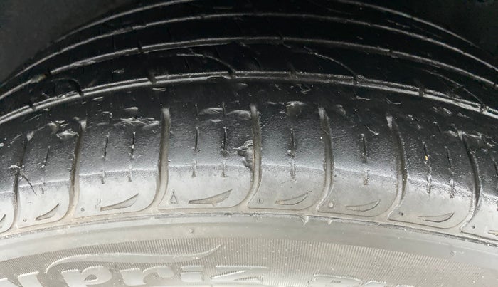 2019 Hyundai Tucson 2WD AT GLS PETROL, Petrol, Automatic, 39,264 km, Left Rear Tyre Tread