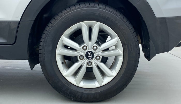 2016 Hyundai Creta SX PLUS 1.6 PETROL, Petrol, Manual, 10,667 km, Left Rear Wheel