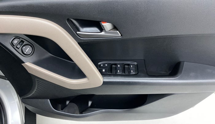 2016 Hyundai Creta SX PLUS 1.6 PETROL, Petrol, Manual, 10,667 km, Driver Side Door Panels Control