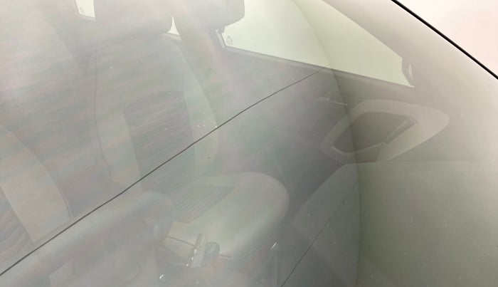 2016 Hyundai Creta SX PLUS 1.6 PETROL, Petrol, Manual, 10,667 km, Front windshield - Minor spot on windshield
