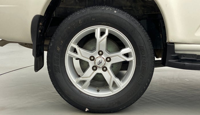 2016 Mahindra Scorpio S10, Diesel, Manual, 87,784 km, Right Rear Wheel