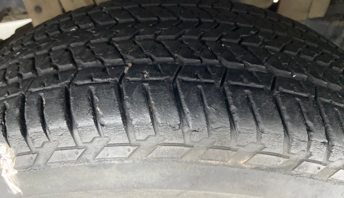 2016 Mahindra Scorpio S10, Diesel, Manual, 87,784 km, Right Front Tyre Tread