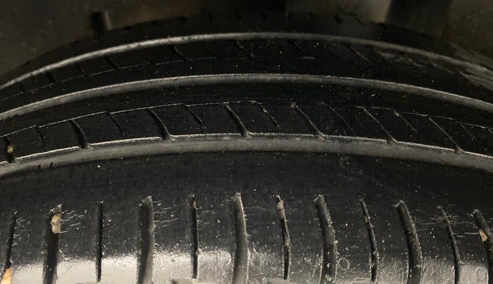 2016 Maruti Baleno DELTA 1.2 K12, Petrol, Manual, 46,165 km, Left Rear Tyre Tread