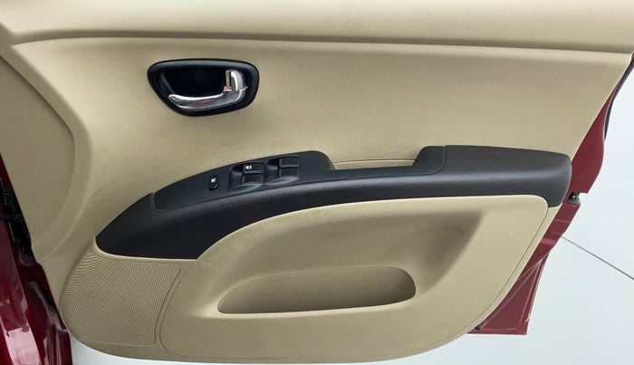 2014 Hyundai i10 SPORTZ 1.1 IRDE2, Petrol, Manual, 50,086 km, Driver Side Door Panels Control