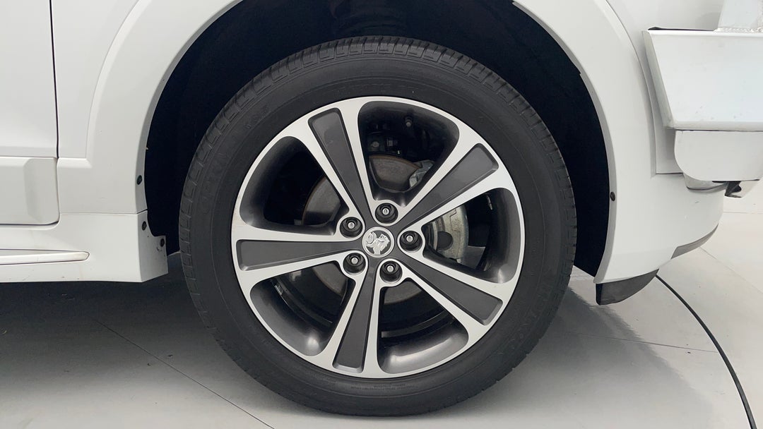 2017 Holden Captiva 7 Ltz (awd), Automatic, 30356 km, Right Front Wheel