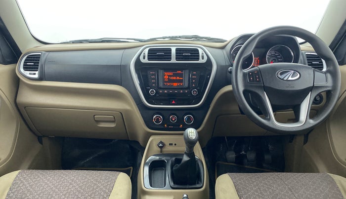 2016 Mahindra TUV300 T8, Diesel, Manual, 85,252 km, Dashboard