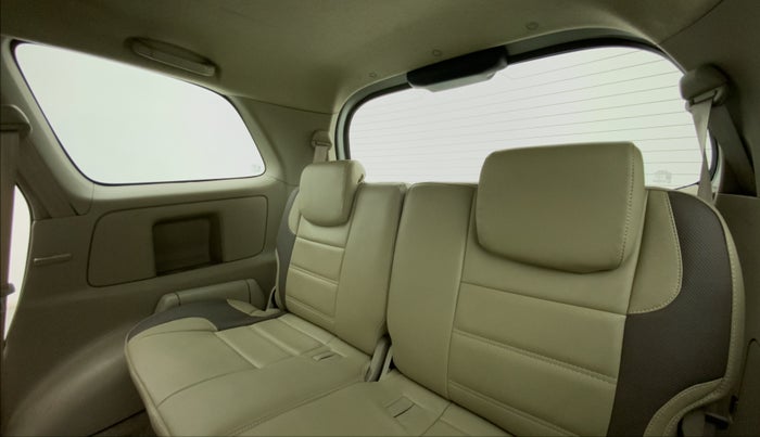 2014 Toyota Innova 2.5 VX 7 STR, Diesel, Manual, 98,210 km, Third Seat Row ( optional )