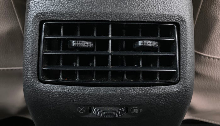 2015 Hyundai Elite i20 SPORTZ 1.2, Petrol, Manual, 78,855 km, Rear AC Vents