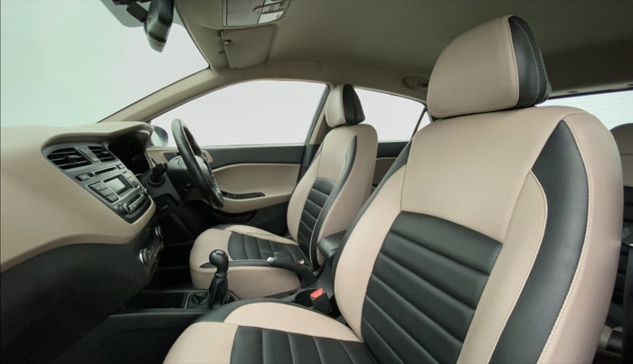 2015 Hyundai Elite i20 SPORTZ 1.2, Petrol, Manual, 78,855 km, Right Side Front Door Cabin