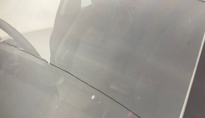 2023 KIA SONET HTK PLUS 1.0 IMT, Petrol, Manual, 7,699 km, Front windshield - Minor spot on windshield