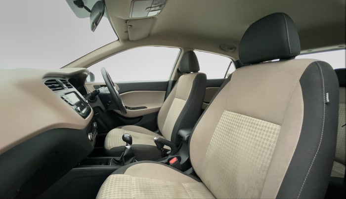 2019 Hyundai Elite i20 ASTA 1.2 (O), Petrol, Manual, 40,859 km, Right Side Front Door Cabin