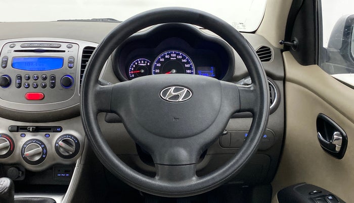 2014 Hyundai i10 SPORTZ 1.1 IRDE2, Petrol, Manual, 88,022 km, Steering Wheel Close Up