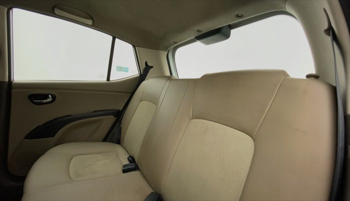 2014 Hyundai i10 SPORTZ 1.1 IRDE2, Petrol, Manual, 88,022 km, Right Side Rear Door Cabin