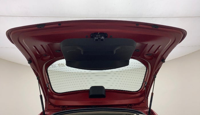 2014 Renault Duster RXL PETROL, Petrol, Manual, 42,115 km, Boot Door Open