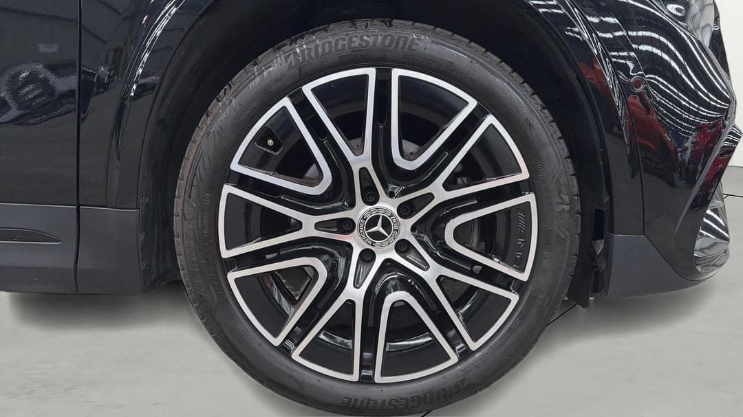 2025 Mercedes-benz GLA 200, Automatic, 6799 km, Right Front Wheel