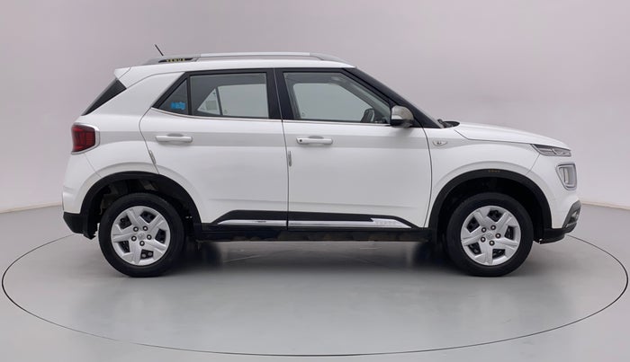 2019 Hyundai VENUE S 1.2, Petrol, Manual, 25,672 km, Right Side View