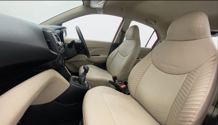 2019 Hyundai NEW SANTRO MAGNA, Petrol, Manual, 16,626 km, Right Side Front Door Cabin