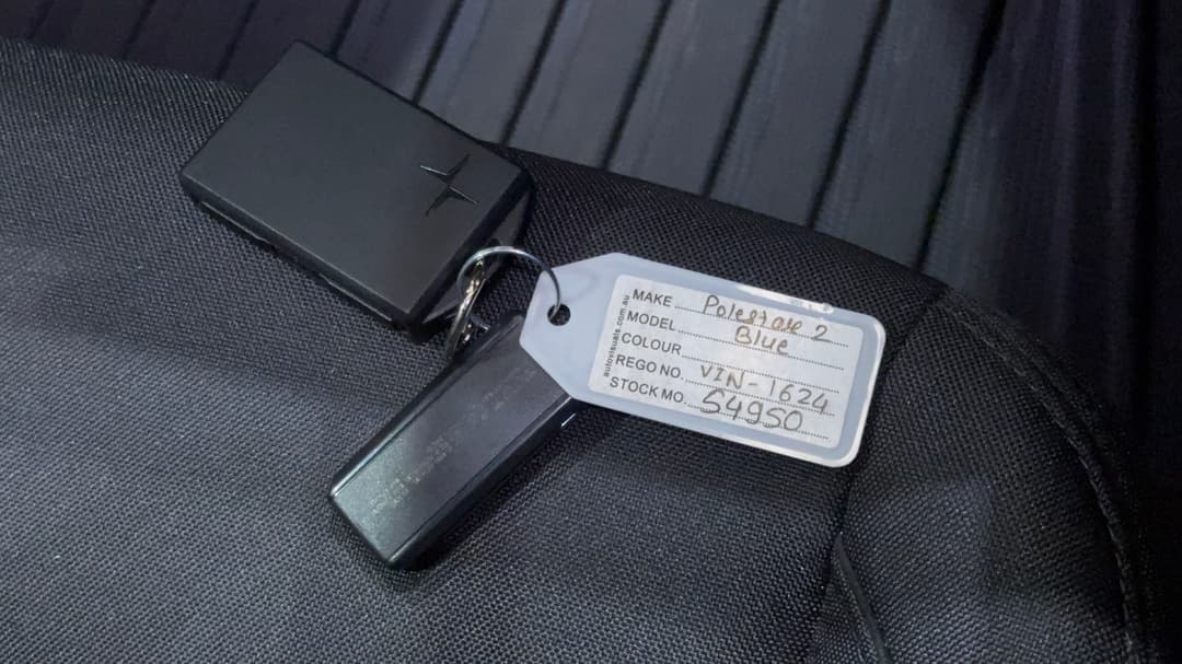 2023 Polestar 2 Long Range Dual Motor 78kwh, Automatic, 15111 km, Key Close-up