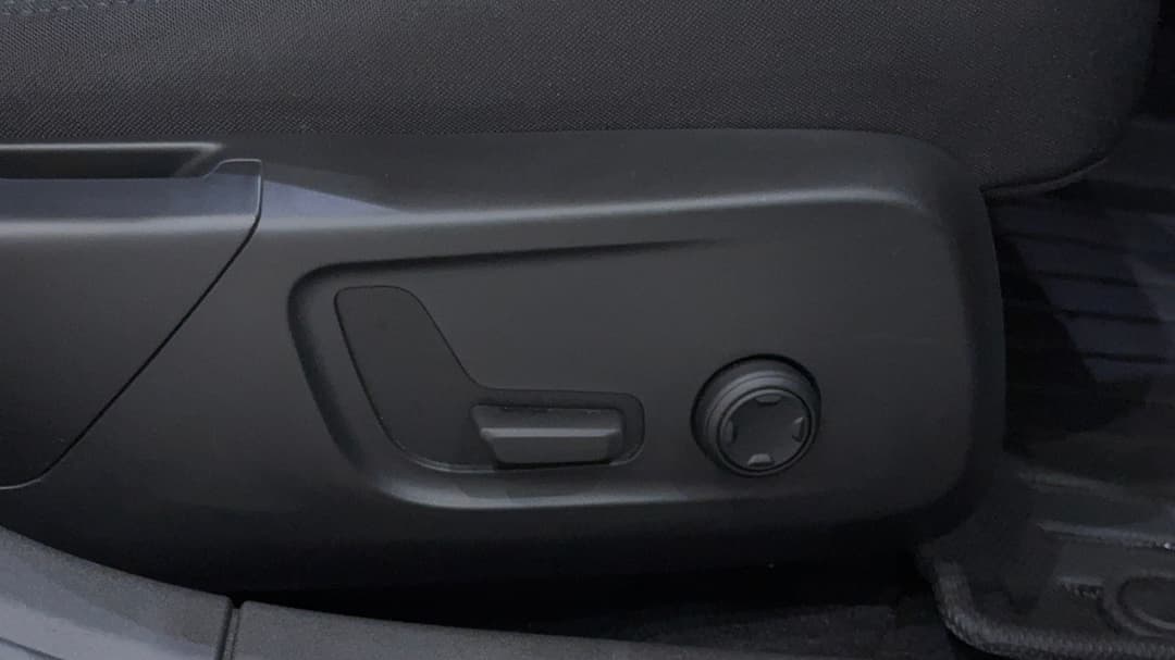 2023 Polestar 2 Long Range Dual Motor 78kwh, Automatic, 15111 km, Drivers Side Adjustment Panel