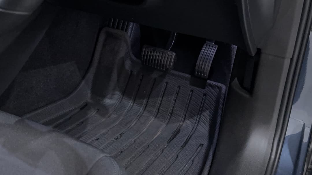 2023 Polestar 2 Long Range Dual Motor 78kwh, Automatic, 15111 km, Pedals and Footmat