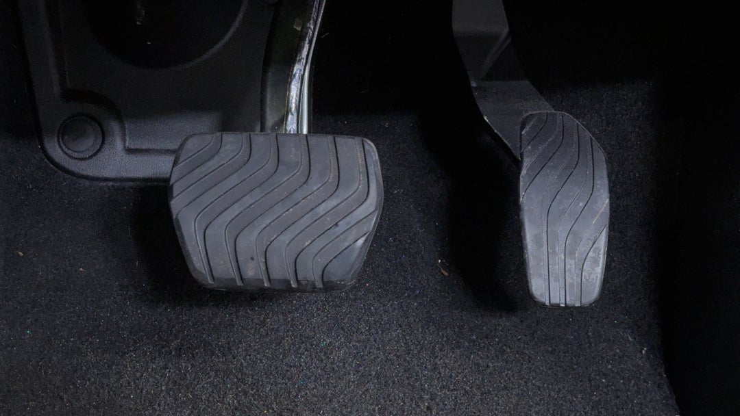 Pedals and Footmat