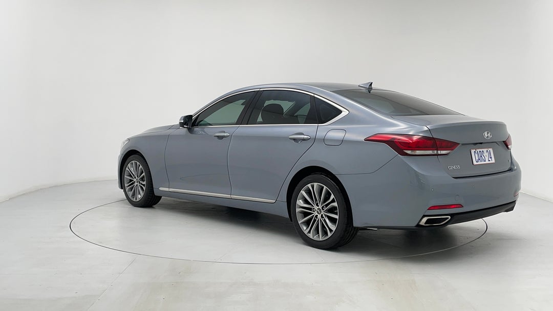 Left Back Diagonal (45- Degree) View