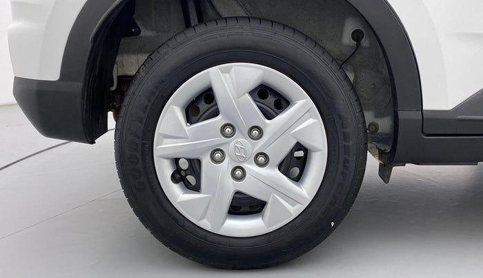 2021 Hyundai VENUE S MT 1.2 KAPPA, Petrol, Manual, 12,363 km, Right Rear Wheel