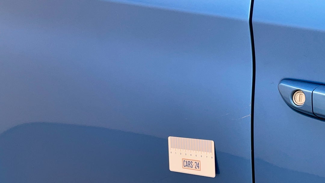 Doors Rear RHS Scratch