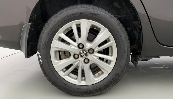 2018 Toyota YARIS VX CVT, Petrol, Automatic, 49,322 km, Right Rear Wheel