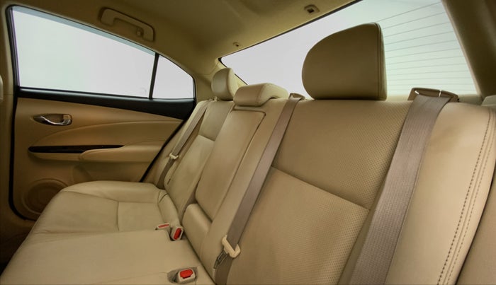 2018 Toyota YARIS VX CVT, Petrol, Automatic, 49,322 km, Right Side Rear Door Cabin
