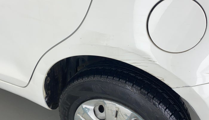 2017 Maruti Swift LDI, Diesel, Manual, 59,289 km, Left quarter panel - Minor scratches
