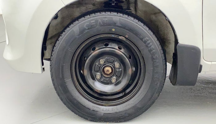 2017 Maruti Alto 800 LXI, Petrol, Manual, 59,899 km, Left Front Wheel