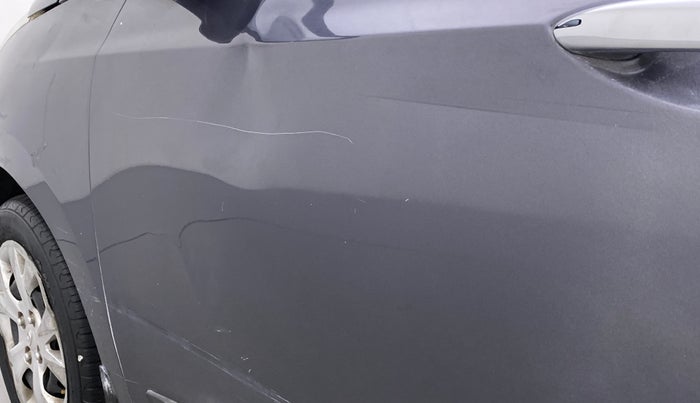 2014 Hyundai Grand i10 SPORTZ 1.2 KAPPA VTVT, Petrol, Manual, 36,885 km, Front passenger door - Minor scratches