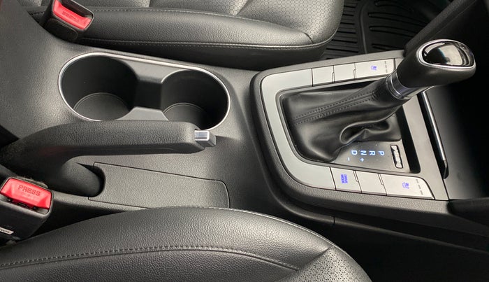 2016 Hyundai New Elantra 2.0 SX (O) AT, Petrol, Automatic, 31,476 km, Gear Lever