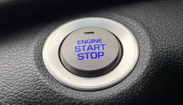 2016 Hyundai New Elantra 2.0 SX (O) AT, Petrol, Automatic, 31,476 km, Keyless Start/ Stop Button