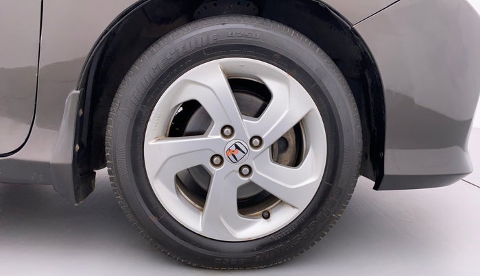 2015 Honda City V MT PETROL, Petrol, Manual, 71,472 km, Right Front Wheel