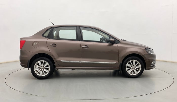 2016 Volkswagen Ameo HIGHLINE1.2L, Petrol, Manual, 68,509 km, Right Side View