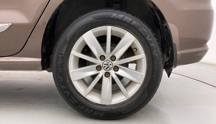 2016 Volkswagen Ameo HIGHLINE1.2L, Petrol, Manual, 68,509 km, Left Rear Wheel