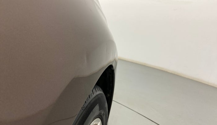 2016 Volkswagen Ameo HIGHLINE1.2L, Petrol, Manual, 68,509 km, Right fender - Slightly dented