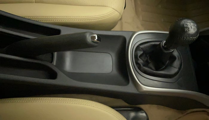 2020 Honda City 1.5L I-VTEC ZX, Petrol, Manual, 44,722 km, Gear Lever