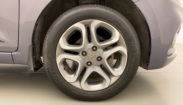 2018 Hyundai Elite i20 ASTA 1.2 (O), Petrol, Manual, 88,600 km, Right Front Wheel
