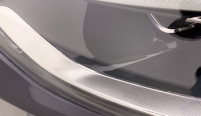 2019 Hyundai Elite i20 1.2  ASTA (O) CVT, Petrol, Automatic, 31,814 km, Left headlight - Minor scratches